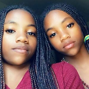 Meet your Posher, Dewanda